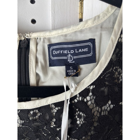 NWT Duffield Lane Black Lace Overlay Babydoll Tank Sleeveless Blouse Size Small - Picture 3 of 5